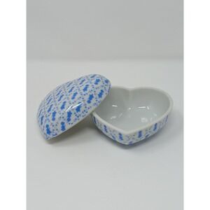 Vintage Holly Hobbie Petite Pattern Porcelain Lidded Trinket Heart Box Japan‎
